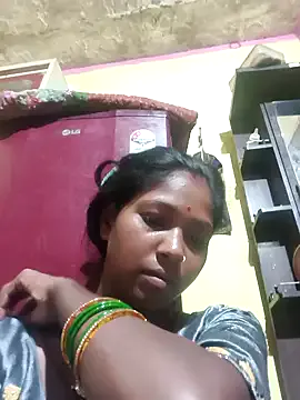 dears_pearlss – webcam model profile photo Image 8