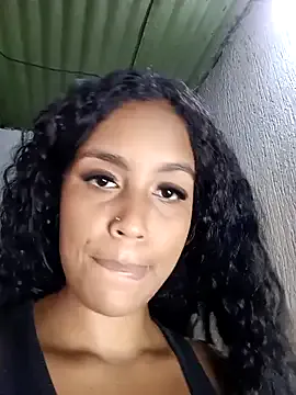 MaximoBenetti – webcam model profile photo Image 11