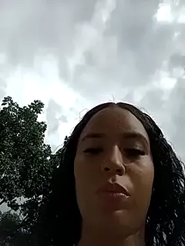 MaximoBenetti – webcam model profile photo Image 2