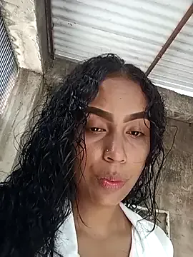 MaximoBenetti – webcam model profile photo Image 5