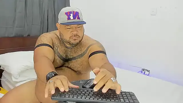 FetishBearsBig Image 5