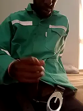 PabloArena – webcam model profile photo Image 14