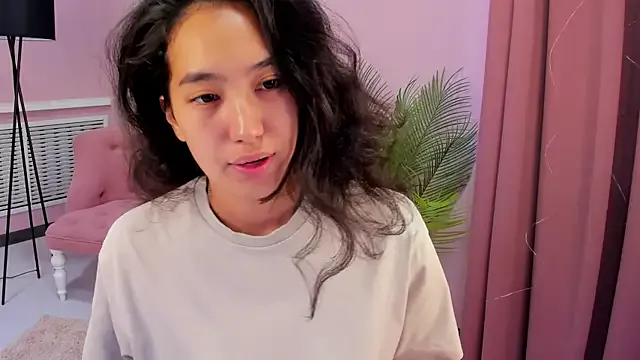 mariareev – webcam model profile photo Image 2