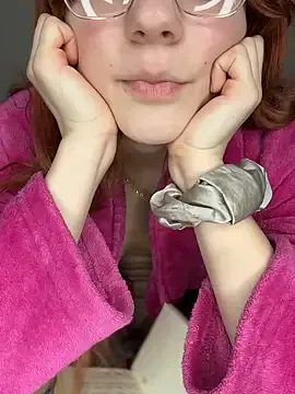 WitchAnnie – webcam model profile photo Image 13