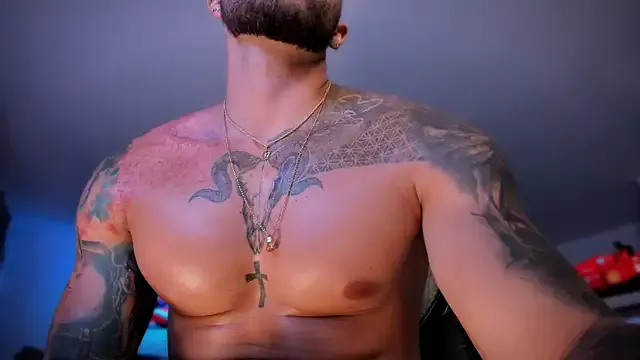 CarmeloA – webcam model profile photo Image 14