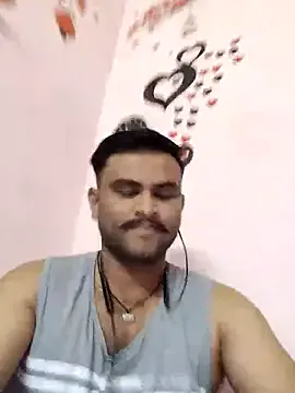 trainwithme – webcam model profile photo Image 4