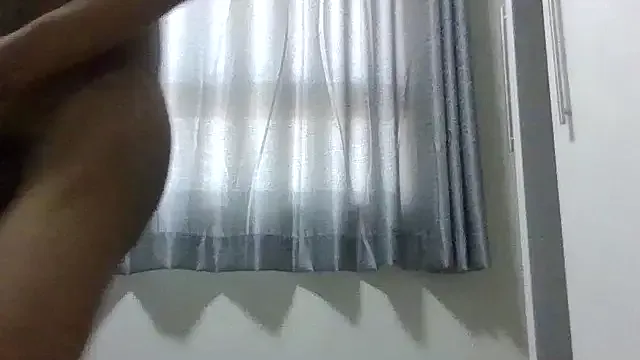 kai101010 – webcam model profile photo Image 8