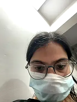 someone_sweet – webcam model profile photo Image 4