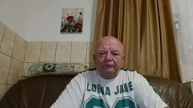 PabloArena – webcam model profile photo Image 14