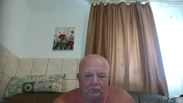 PabloArena – webcam model profile photo Image 6