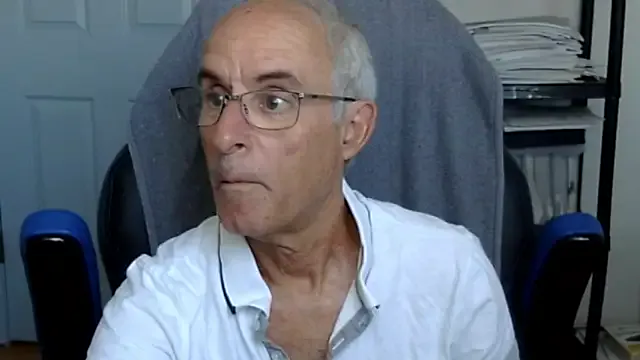 anhkiet_huang – webcam model profile photo Image 2