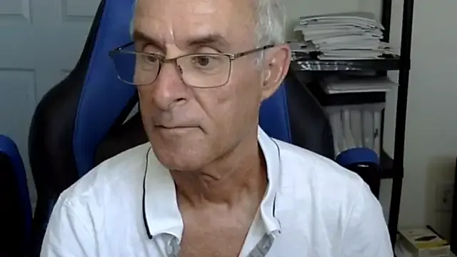 anhkiet_huang – webcam model profile photo Image 3