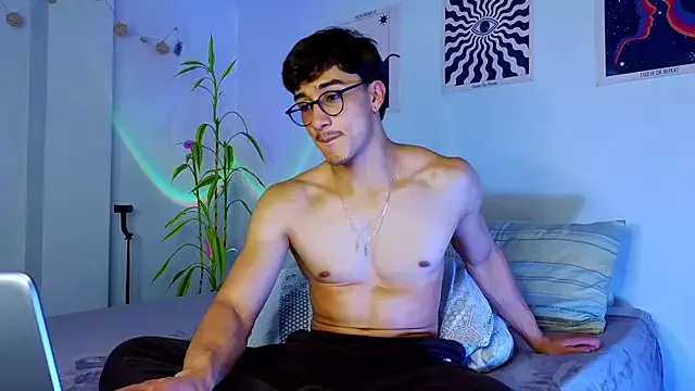 kaliana_ggh – webcam model profile photo Image 7