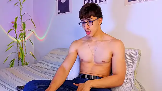 kaliana_ggh – webcam model profile photo Image 9