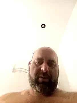 DomManlyGuy – webcam model profile photo Image 2