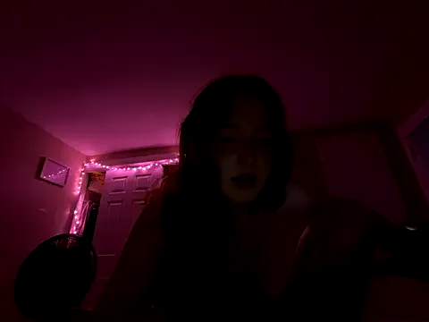 Megu_Melon – webcam model profile photo Image 6