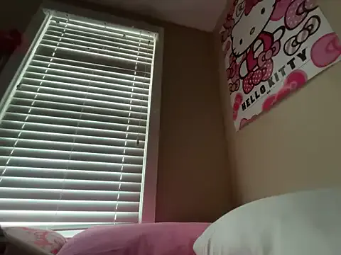 Megu_Melon – webcam model profile photo Image 8