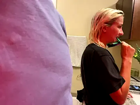 sellapink – webcam model profile photo Image 10