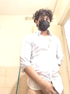 nagi_112 – webcam model profile photo Image 4