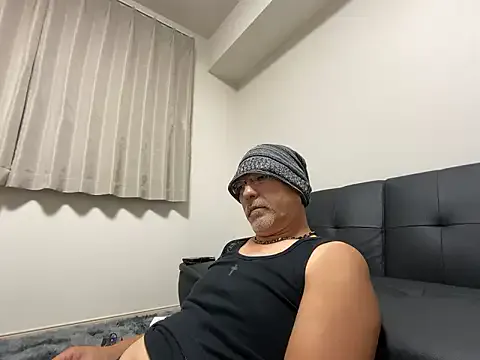 CarolPrince – webcam model profile photo Image 12