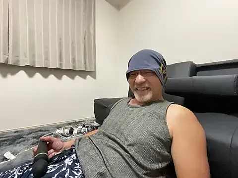 CarolPrince – webcam model profile photo Image 9