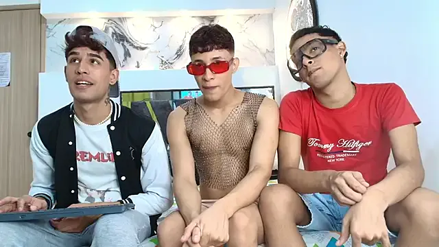 sellapink – webcam model profile photo Image 3