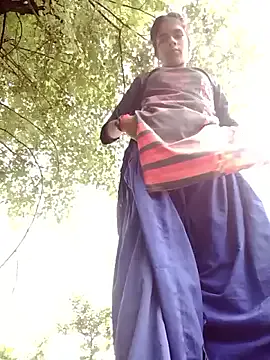 sellapink – webcam model profile photo Image 12