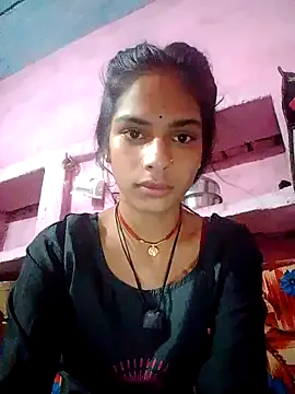 sellapink – webcam model profile photo Image 3