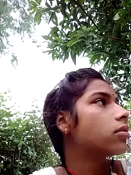 sellapink – webcam model profile photo Image 7