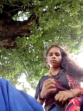 sellapink – webcam model profile photo Image 8