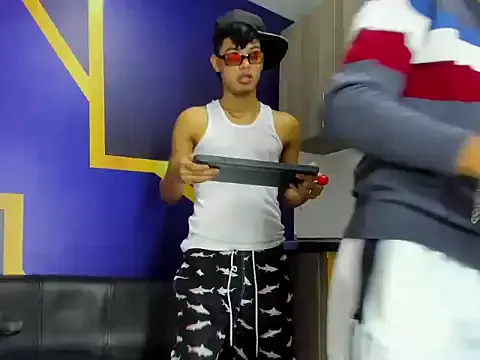 Todays_Dream – webcam model profile photo Image 10