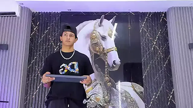 Todays_Dream – webcam model profile photo Image 7