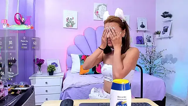 misschaotic_ – webcam model profile photo Image 7