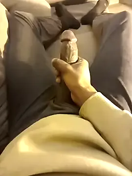 little_show_sexy – webcam model profile photo Image 12