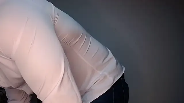 bisexualmilf – webcam model profile photo Image 18