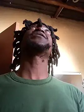 CarmeloA – webcam model profile photo Image 13