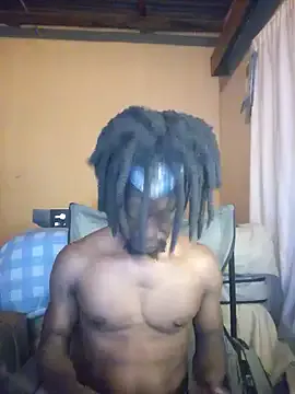 CarmeloA – webcam model profile photo Image 14