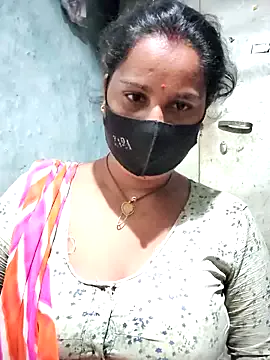 someone_sweet – webcam model profile photo Image 3