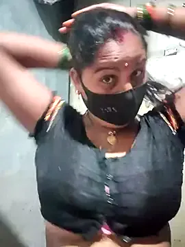 someone_sweet – webcam model profile photo Image 5