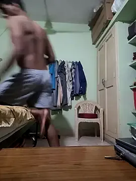 trainwithme – webcam model profile photo Image 3