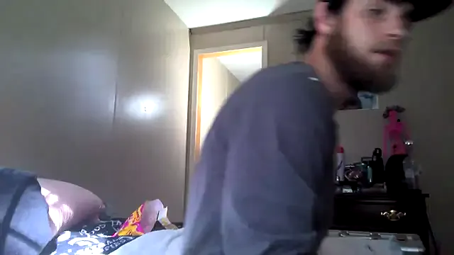 petites_perles – webcam model profile photo Image 3