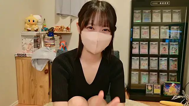 nerenuu_ – webcam model profile photo Image 15