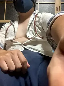 little_show_sexy – webcam model profile photo Image 7