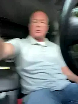 PabloArena – webcam model profile photo Image 2