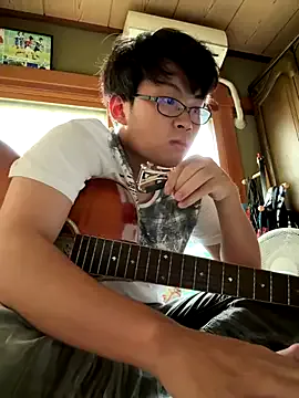 kai101010 – webcam model profile photo Image 6