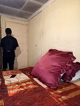 sellapink – webcam model profile photo Image 2