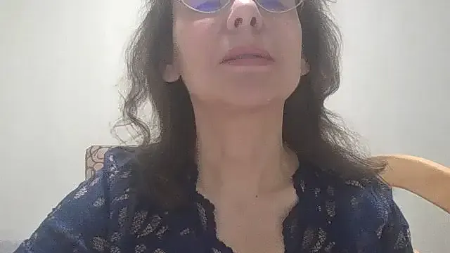 HollyJewel – webcam model profile photo