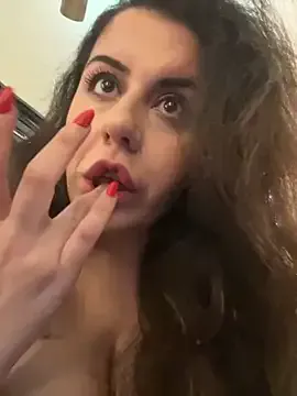 shyredstar – webcam model profile photo Image 8