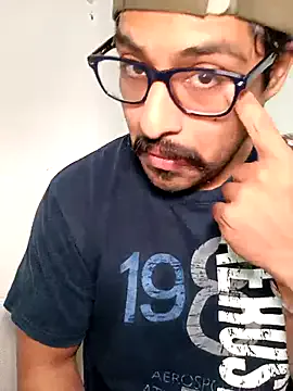 Todays_Dream – webcam model profile photo Image 12