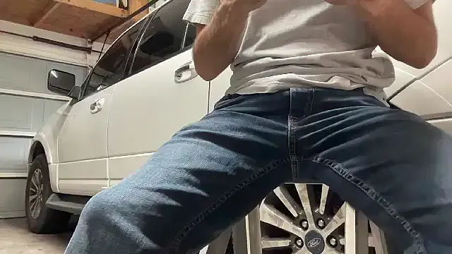 synne_glows – webcam model profile photo Image 9